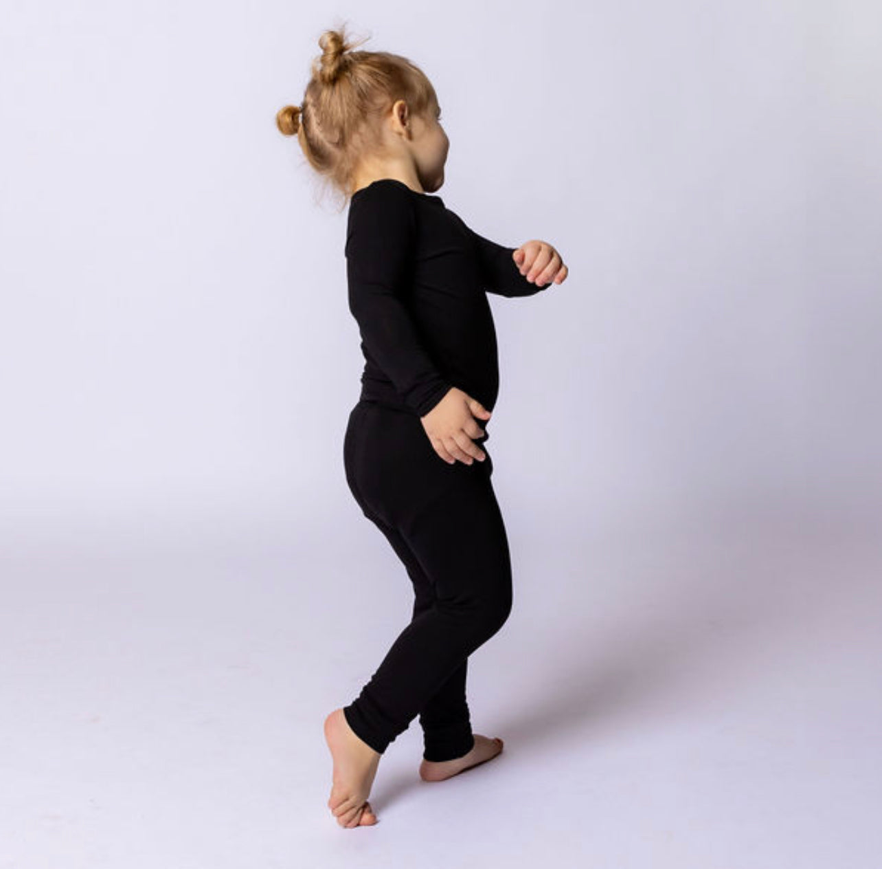 Black Two Piece Jammie Set (18-24 mth- 5T) *read description