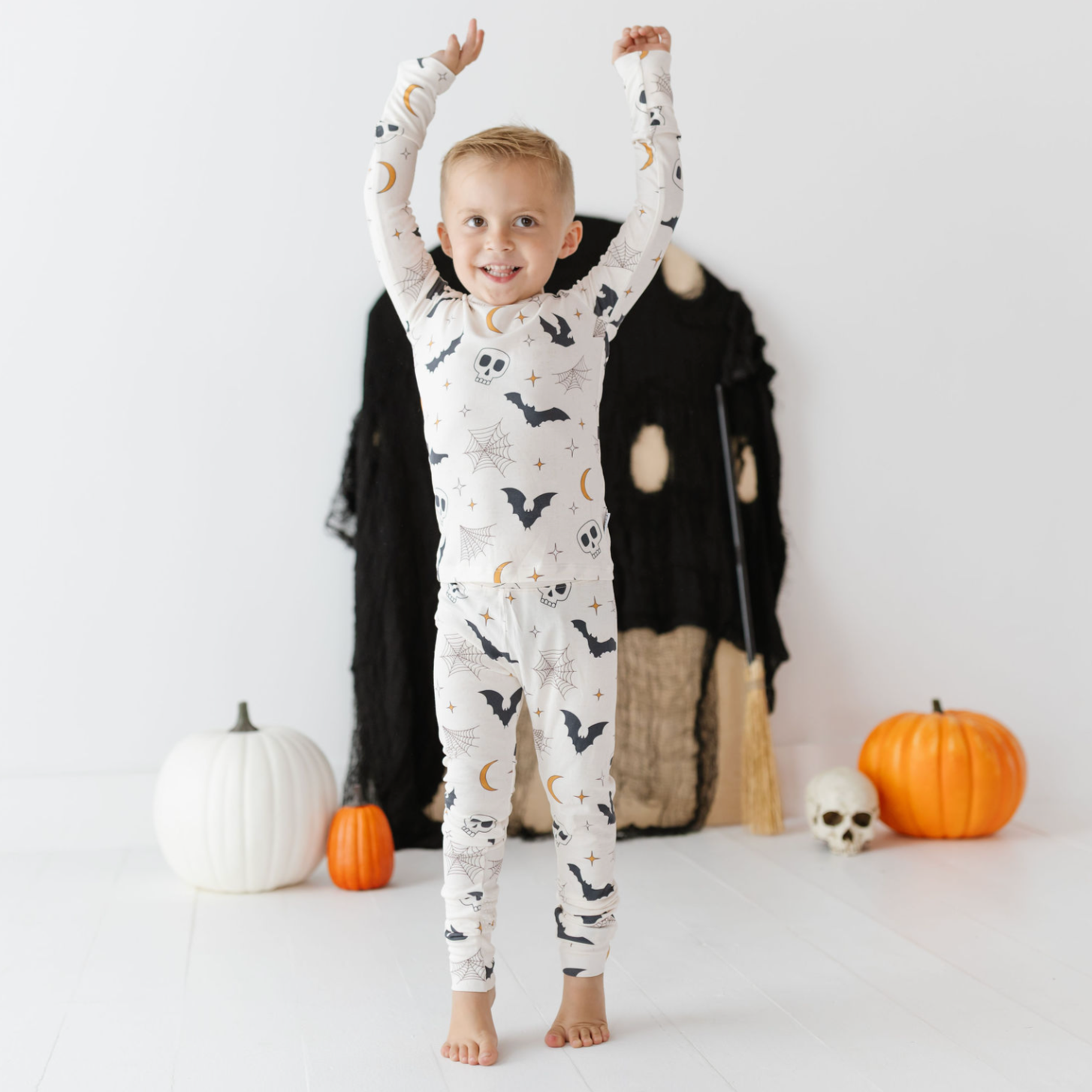 Bats & Boneheads All Wrapped Up Two-Piece Set