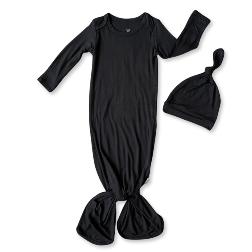 Black Knotted Gown & Beanie