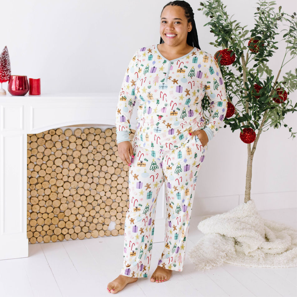 Oh What Fun It Is Women's Long Sleeve Two Piece Set